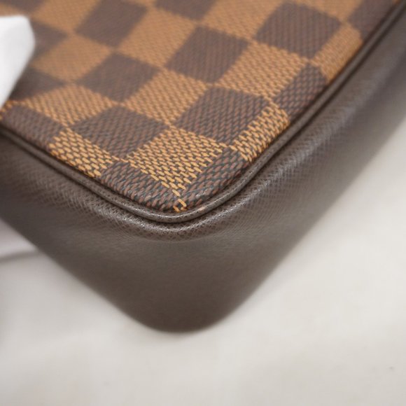 LOUIS VUITTON Brown Damier Pouch - Picture 6 of 10